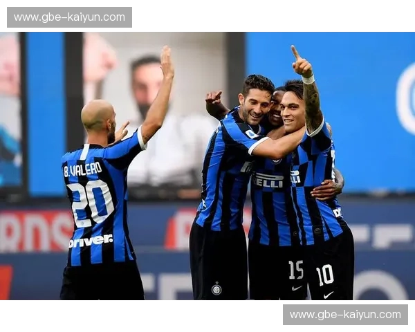 亚特兰大vs：真蓝黑的“进击狂想曲”与绿茵场上的“诸神黄昏”